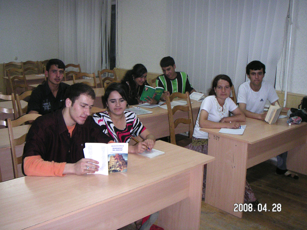 dum  leciono en ekonomika instituto, majo, 2008